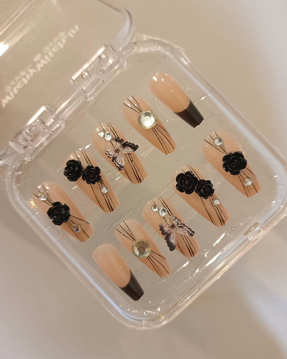 MIDNIGHT BLOOM CLAWS
