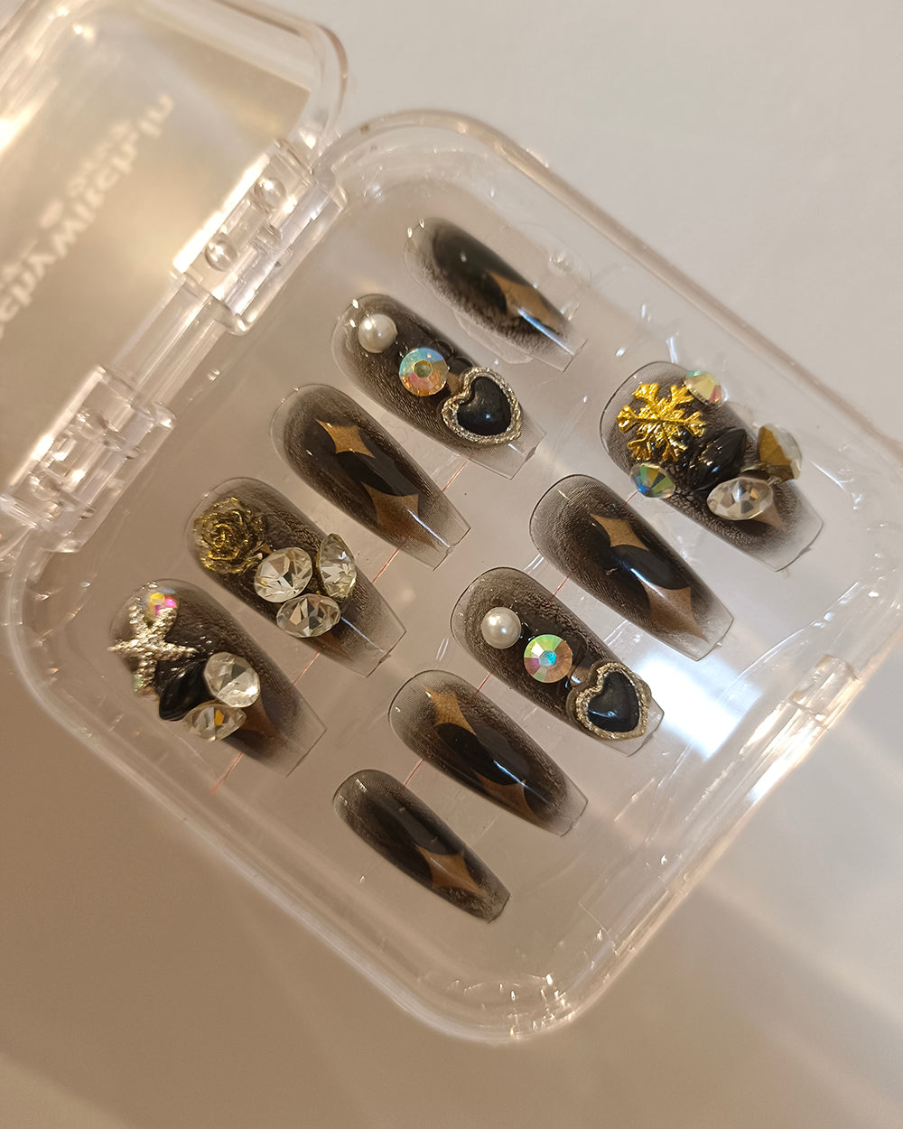 BLACK MIRAGE CLAWS