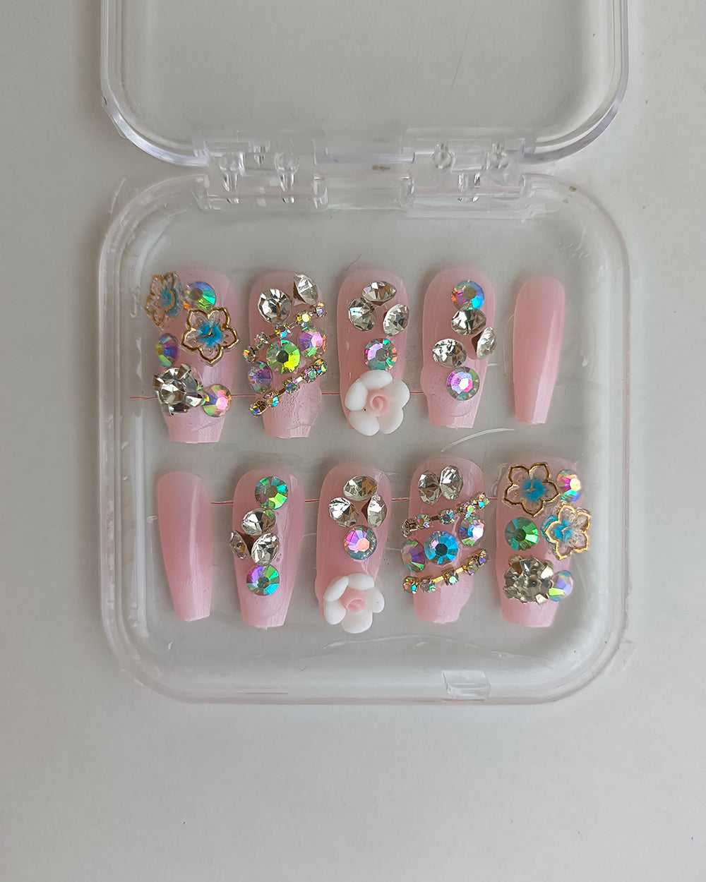 BLOSSOM AURA CLAWS