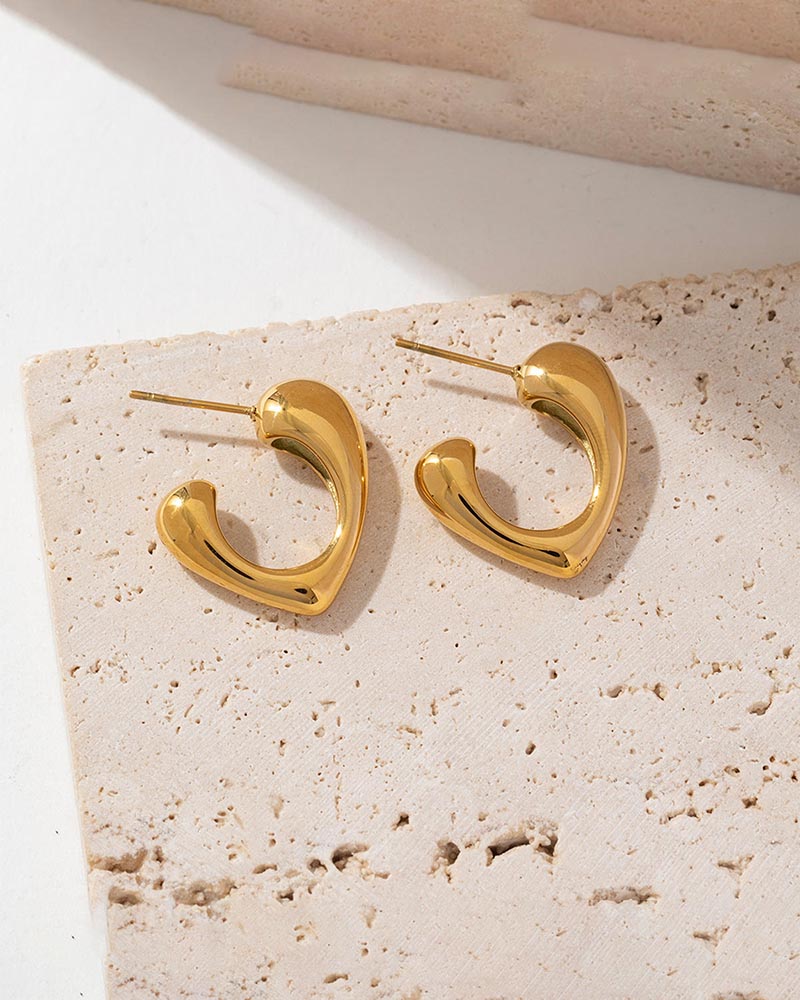 Cupid Curve Hoop Earrings