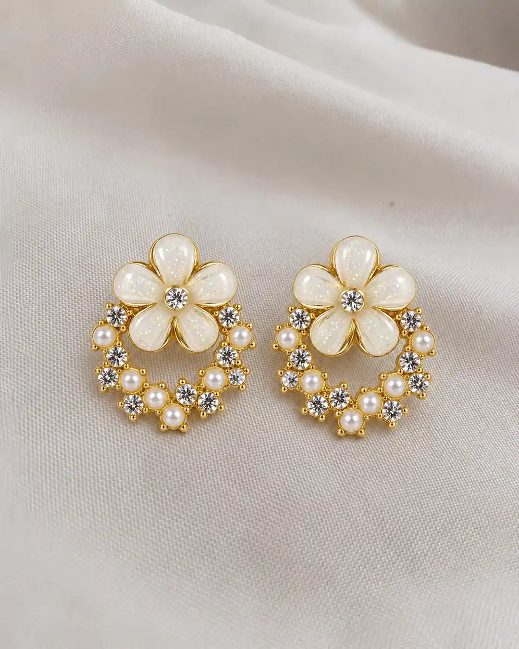 The Daisy Wreath Earrings