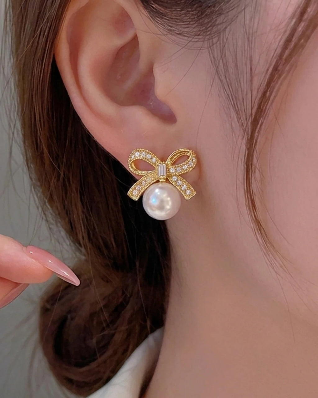 Coquette Pearl Bow Earrings