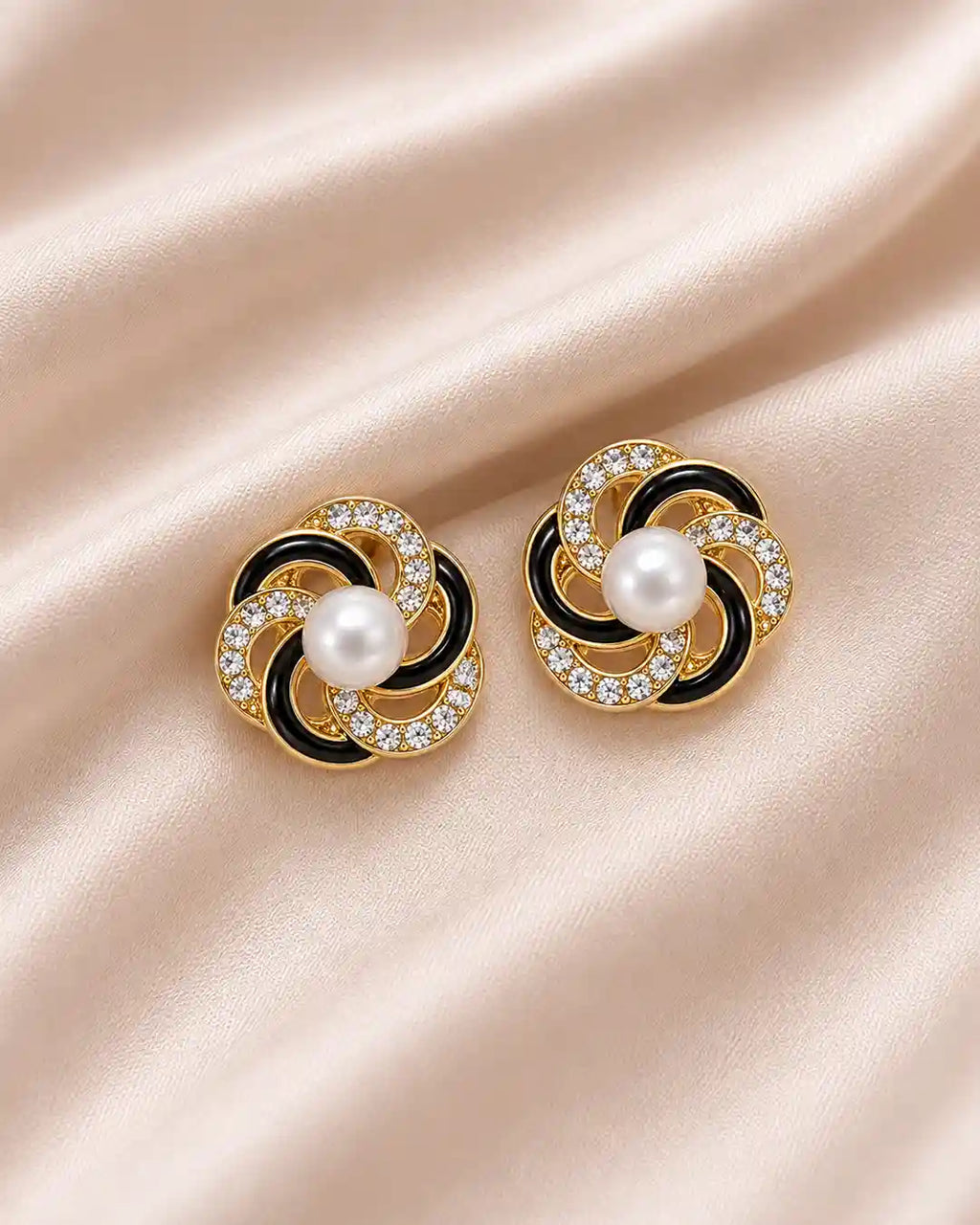 Eclipse Pearl Earrings