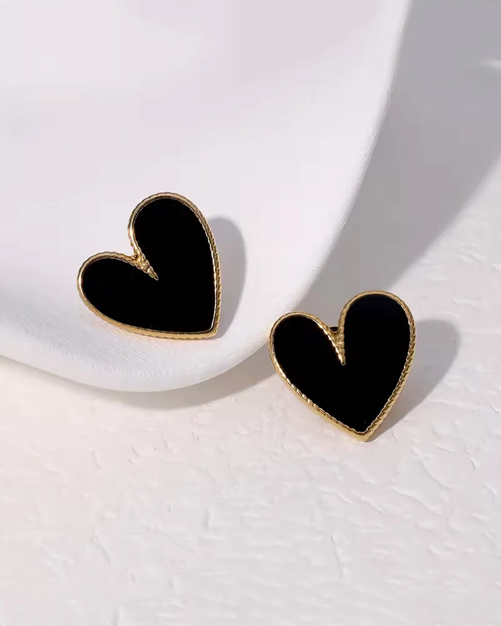 Black Heart Earrings