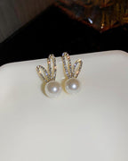 Luna Bunny gold Stud Earrings