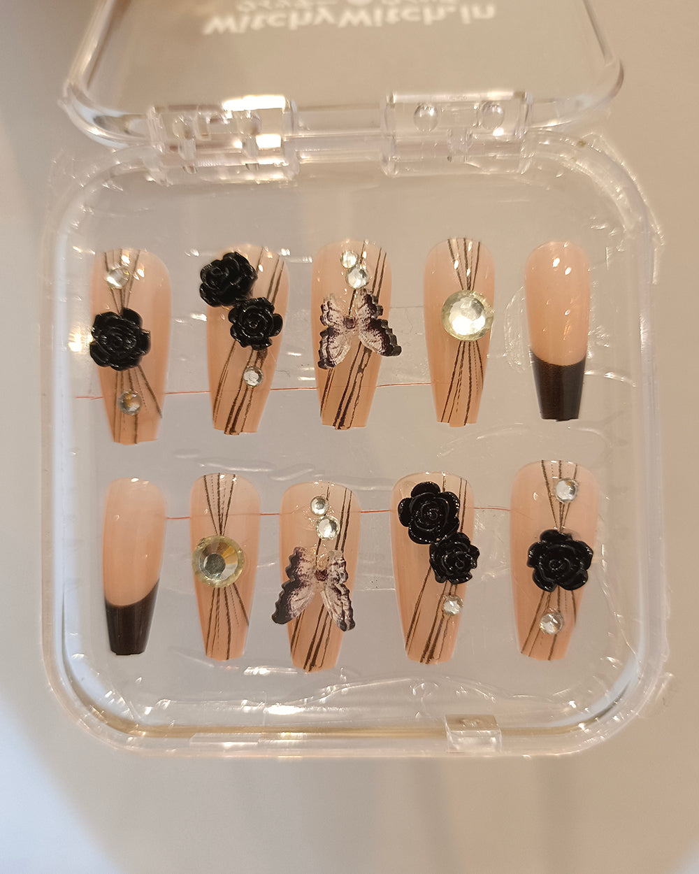 MIDNIGHT BLOOM CLAWS