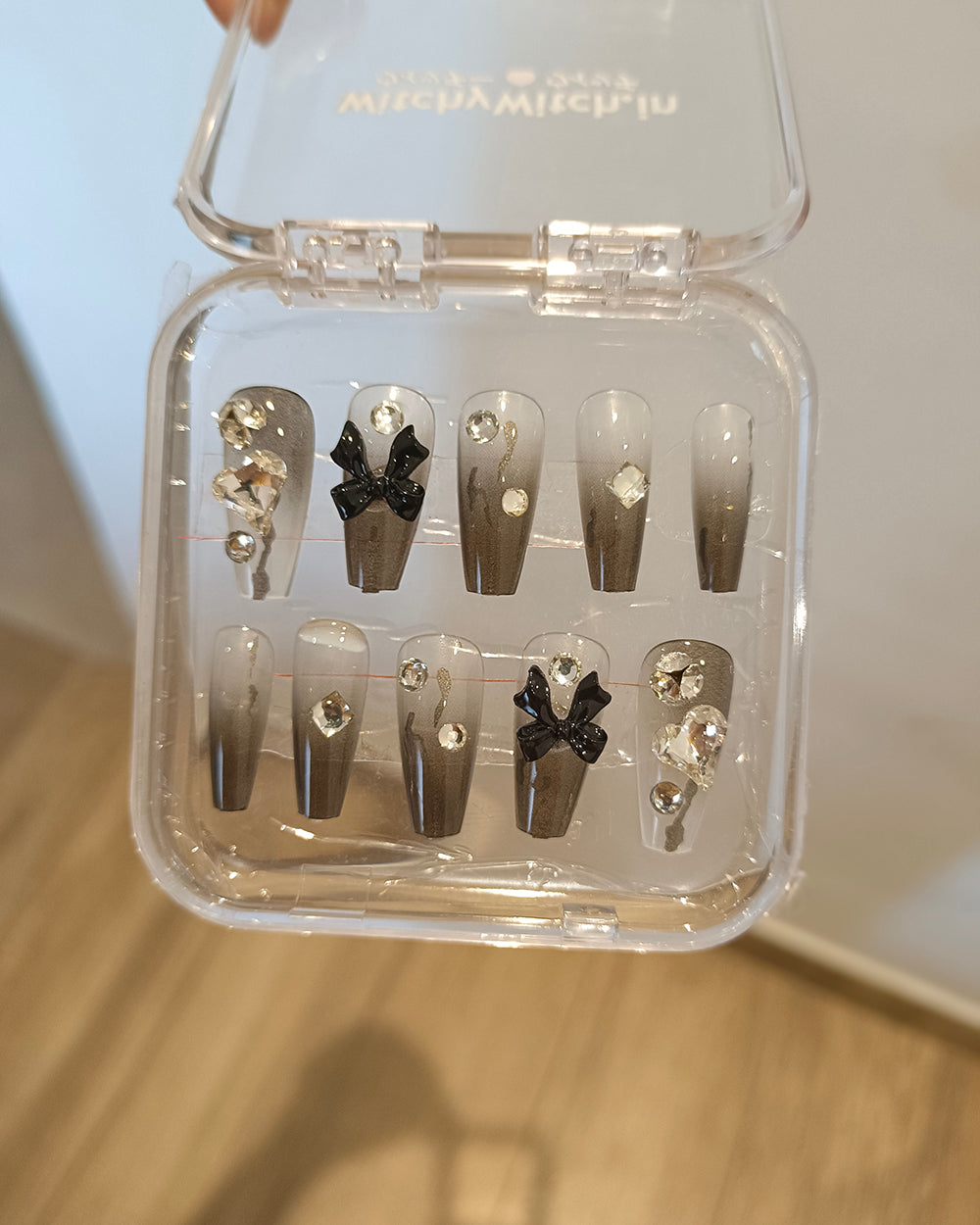 MIDNIGHT ELEGANCE CLAWS