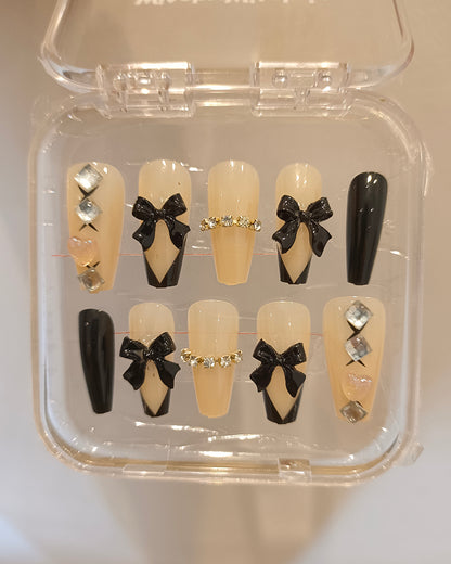 MIDNIGHT GRACE CLAWS