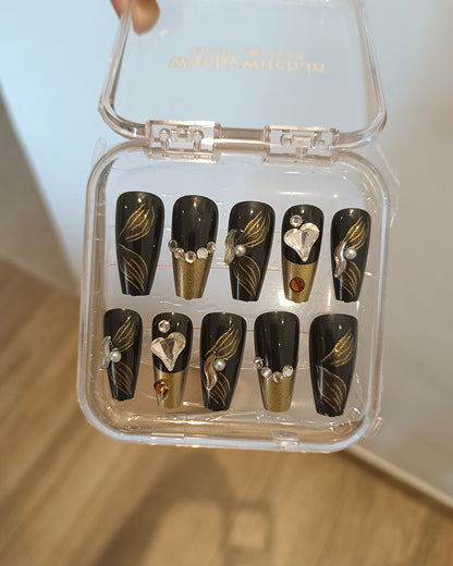 NOIR LUXE CLAWS