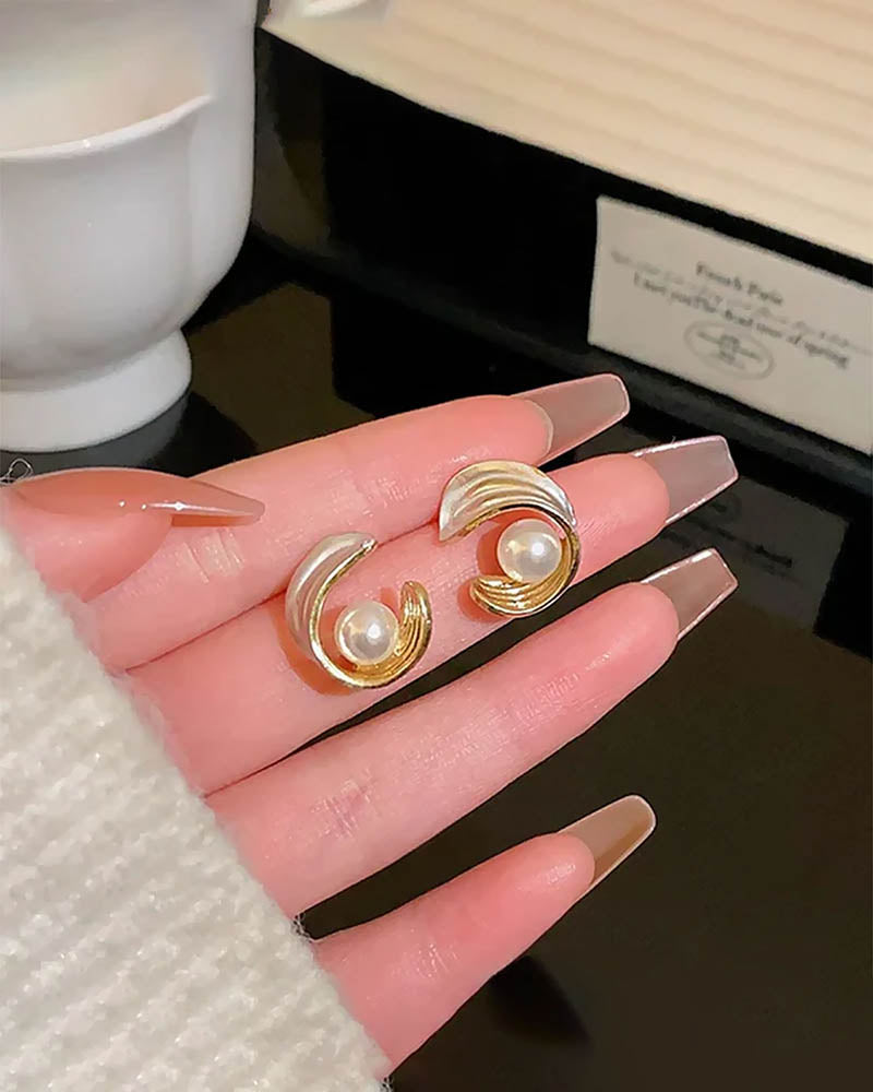 Oyster Pearl Drop Earrings