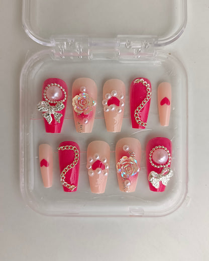 ROSY CHARM CLAWS