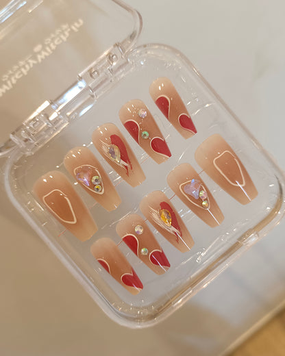 SCARLET ROMANCE CLAWS